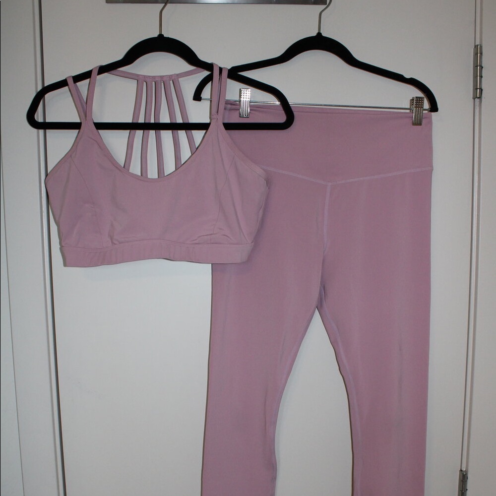 Pink workout set